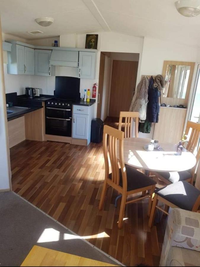 Private Caravan Situated At Parkdean Holiday Resort St Margaret'S At Cliffe Number 18 외부 사진