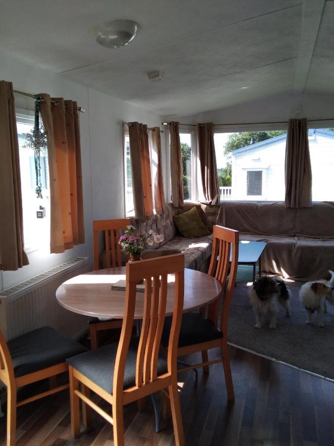 Private Caravan Situated At Parkdean Holiday Resort St Margaret'S At Cliffe Number 18 외부 사진