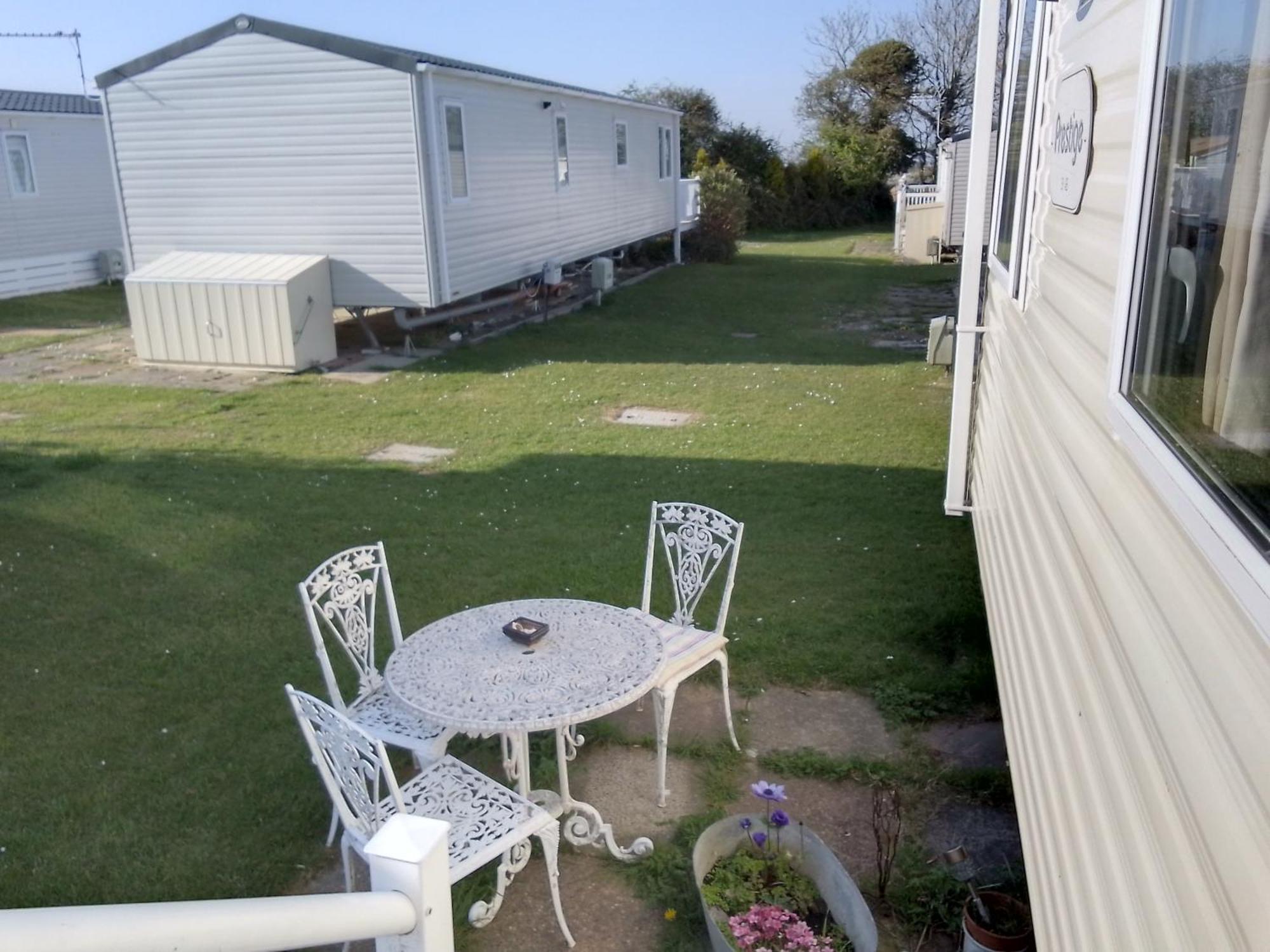 Private Caravan Situated At Parkdean Holiday Resort St Margaret'S At Cliffe Number 18 외부 사진