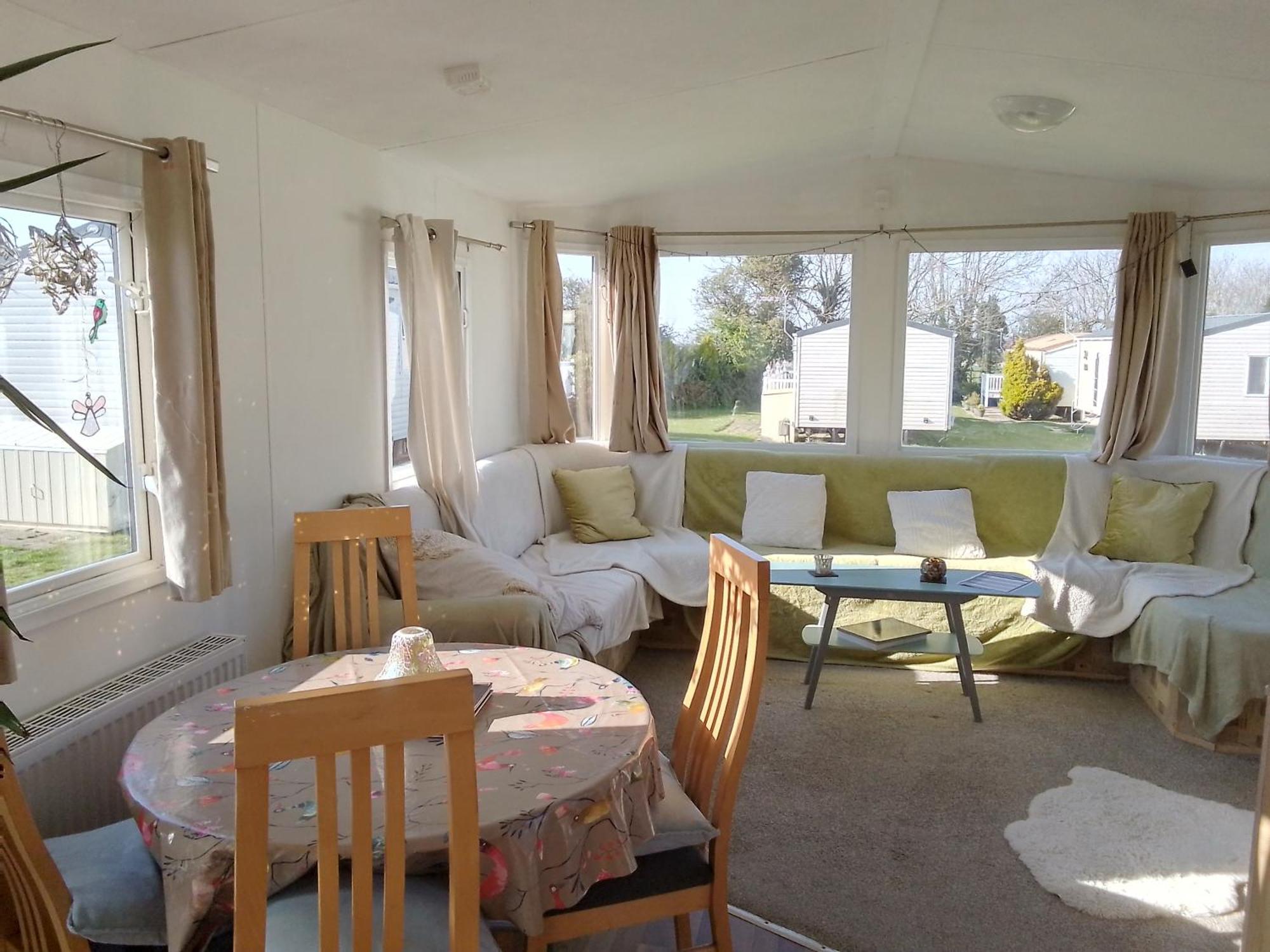 Private Caravan Situated At Parkdean Holiday Resort St Margaret'S At Cliffe Number 18 외부 사진