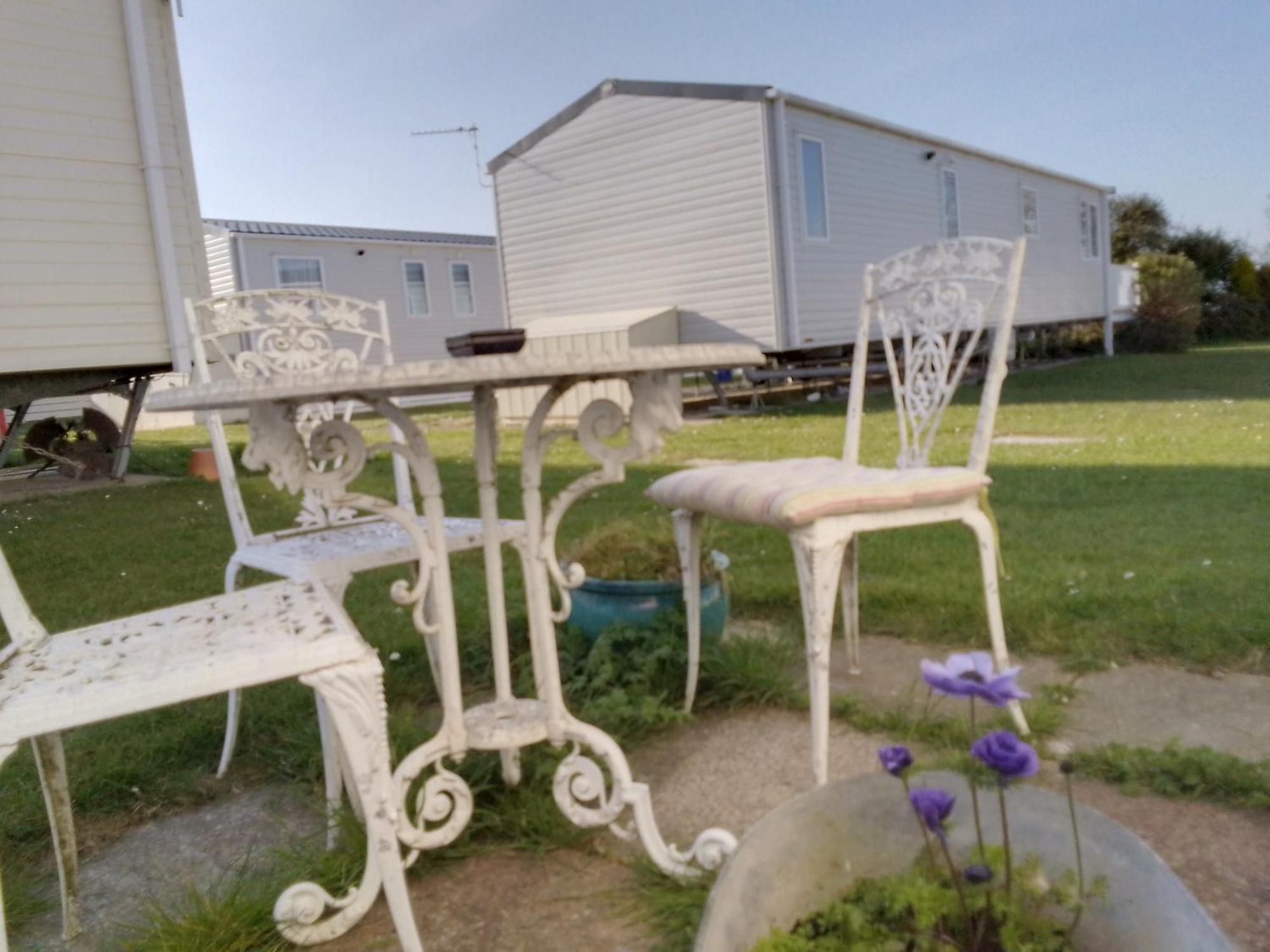 Private Caravan Situated At Parkdean Holiday Resort St Margaret'S At Cliffe Number 18 외부 사진